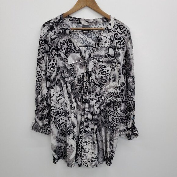 Womens Snakeskin Pintuck Blouse Top Plus Size 3X Black White Long‎ Sleeve V-Neck - Picture 3 of 14
